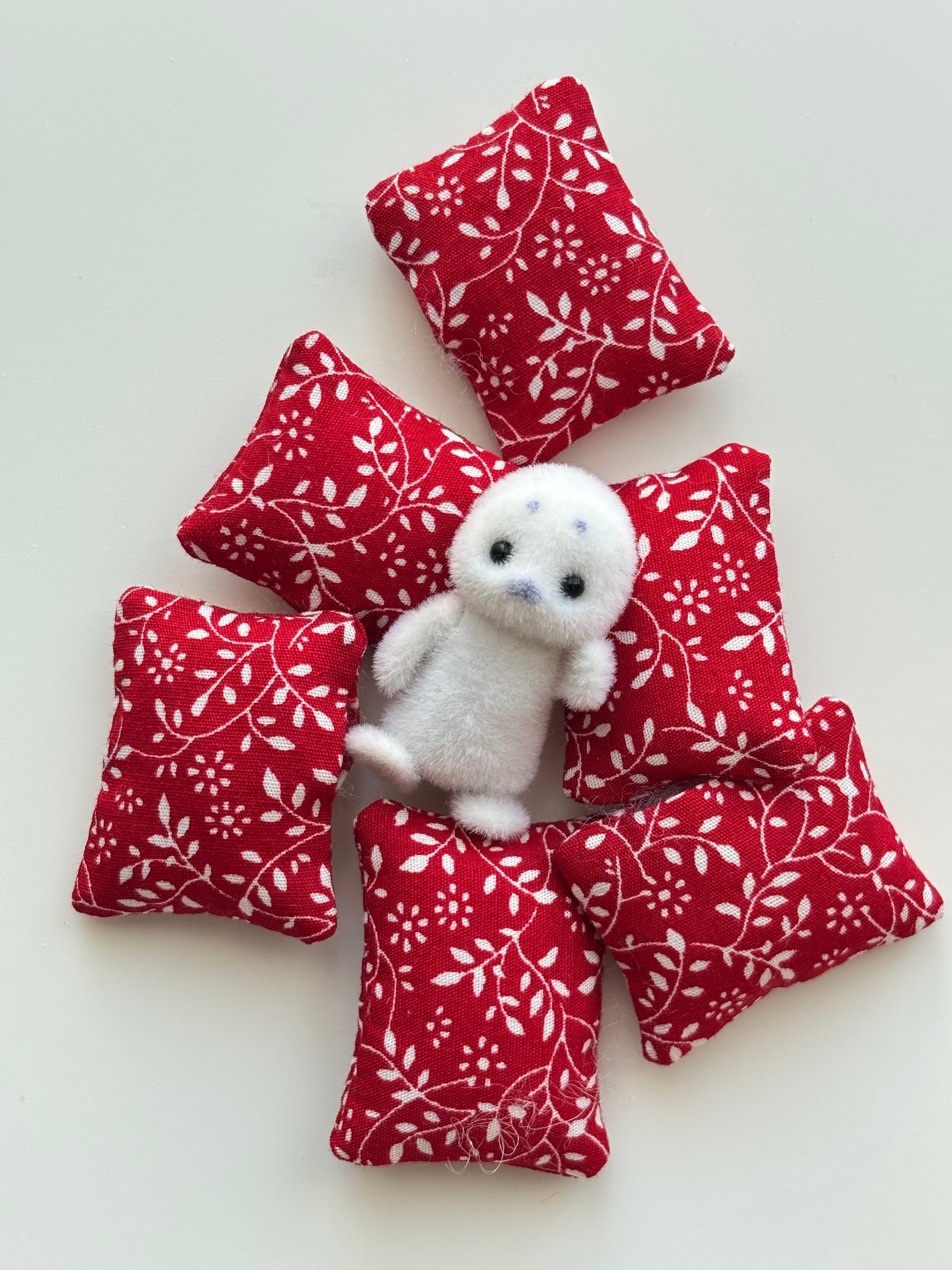 Miniature Pillow | XMAS RED |