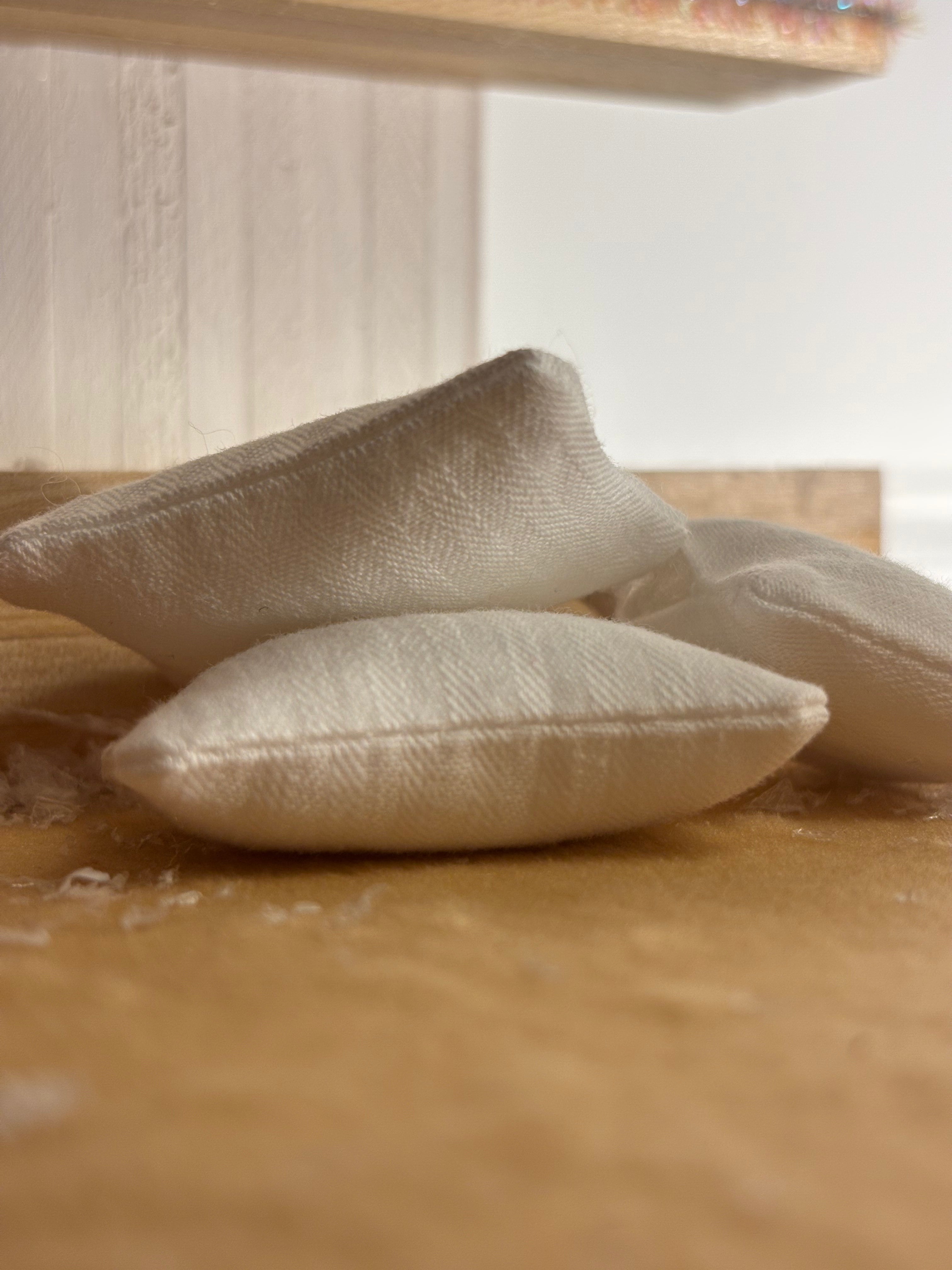 Miniature Pillow | WHITE STRIPES |